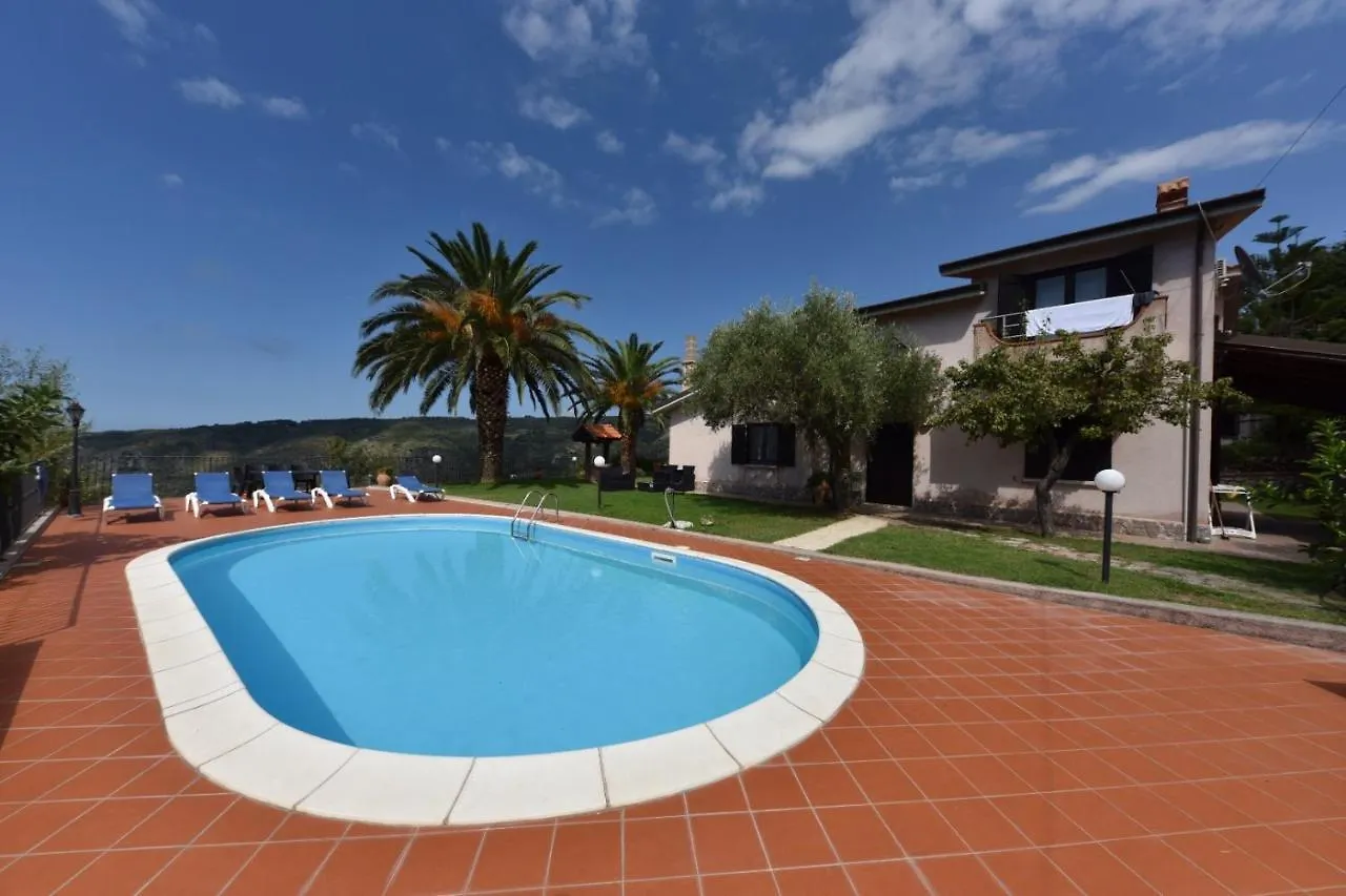 Villa Gisella San Marco d'Alunzio İtalya